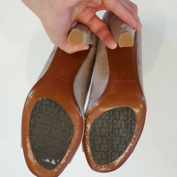 DVF Suede Peep Toe Heels 4"Taupe - Picture 12 of 12